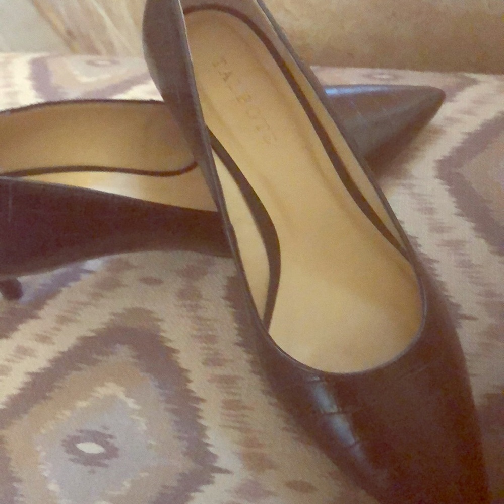 Classic Talbots Kitten Heel